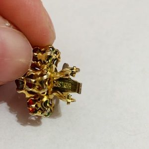Vintage Jewelry - Vintage Austria Rhinestone Flower Earrings Vintage Jewelry - Vintage Austria Rhinestone Flower Earrings